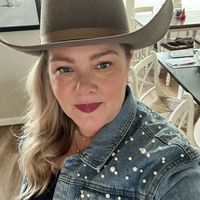 Emily Claire's profile image