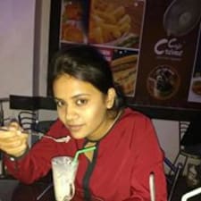 Surbhi's profile image