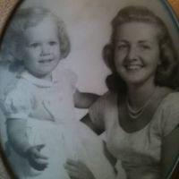 Stephanie Leutwyler Robinson's profile image