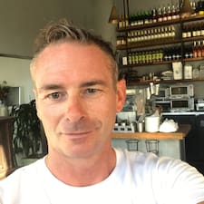 Lee's profile image