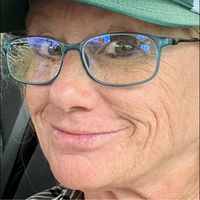 Julie Roberts's profile image