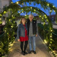 Julie Sutton's profile image