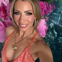 Natalie Lake's profile image
