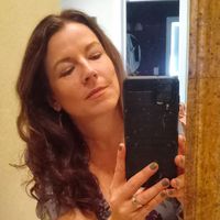 Lara Anderson's profile image
