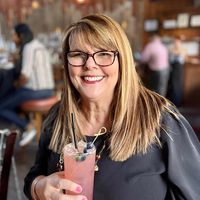 Roxanne Martin's profile image