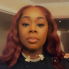 Beverly's profile image