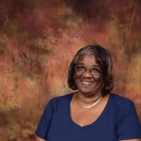 Essie Shelton-Moore's profile image