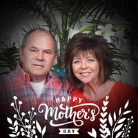 Lisa Hutchison's profile image