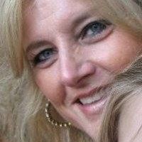 Lorraine Cooper's profile image