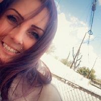 Elizabeth Adams's profile image