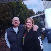 Deanna Thompson's profile image