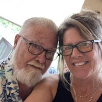 Melodee Burgess's profile image