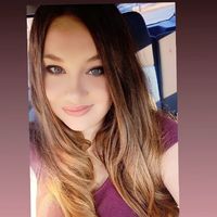 Lindsey Adams's profile image