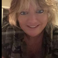 Lily Hopp's profile image