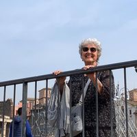 Vera Holifield's profile image