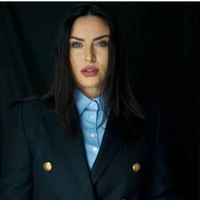 Oana's profile image