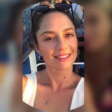 Angela's profile image