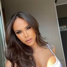 Juliana's profile image