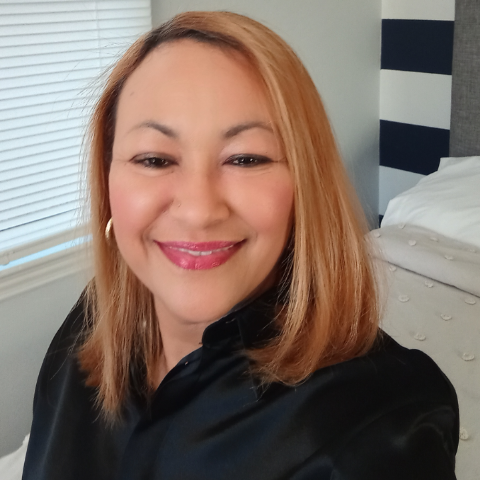 Melissa Cruz's profile image