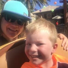 Kayli's profile image