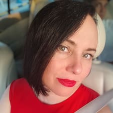 Julia's profile image