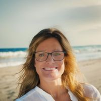 Shelley McBride's profile image