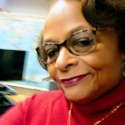 Deborah Lee's profile image