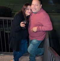 Elizabeth Flores's profile image