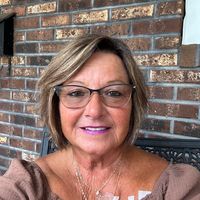 Michaeline Pollack Novak's profile image
