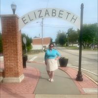 Elizabeth Thompson's profile image