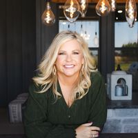 The Lisa Ellis Team - Keller Williams's profile image