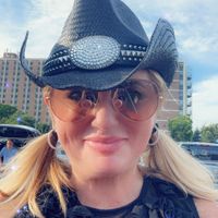 Susan Henry Weaver's profile image