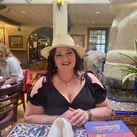 Carolyn Hunter's profile image