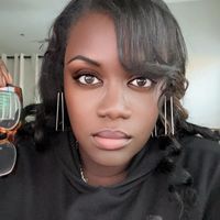Mia Mi Warner's profile image