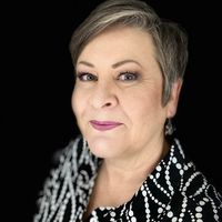 Tracy Tennant Young's profile image