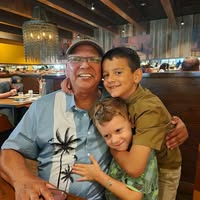 Robyn Larsen Aguilar's profile image