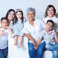 Tere Castanos's profile image