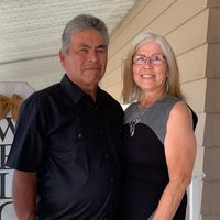 Christina Robles's profile image