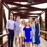 April Gregory's profile image