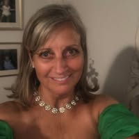 Susan Lynn's profile image