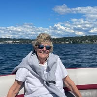 Janet Robinson's profile image