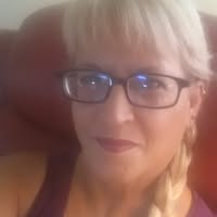 Eva Voznek Rogers's profile image