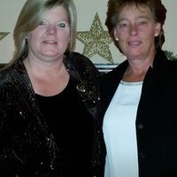 Beth Richards's profile image