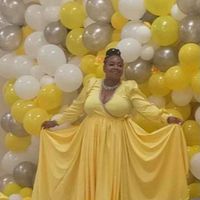 Stephanie Dantzler - Curry's profile image