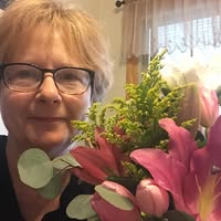 Susan Oros's profile image