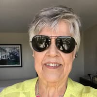 Sandra Hughes's profile image