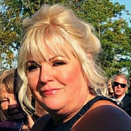 Tara Baker's profile image
