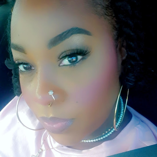 Andrea Lewis's profile image