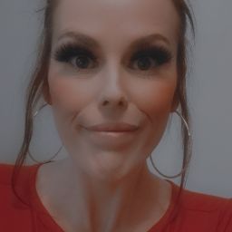 Angela Richards's profile image