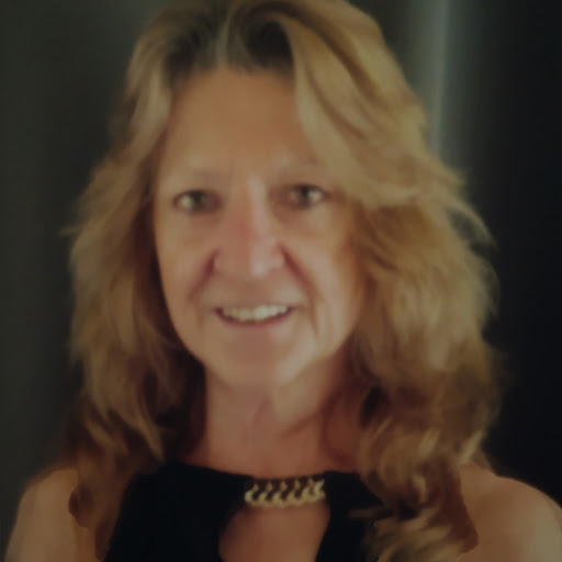 Roselynn Grant's profile image